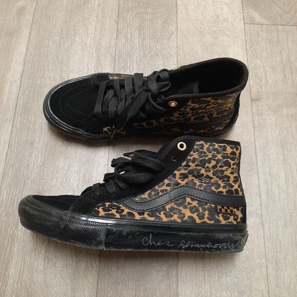 Vans SK8 Cher Hi- Strawberry/ Cheetah Decor Skateboard Shoes - Picture 1 of 12